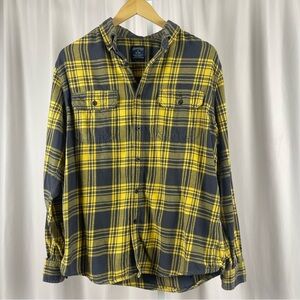 Faded Glory Medium Grunge Plaid Button Down Shirt Outdoor Hiking Barn Chore